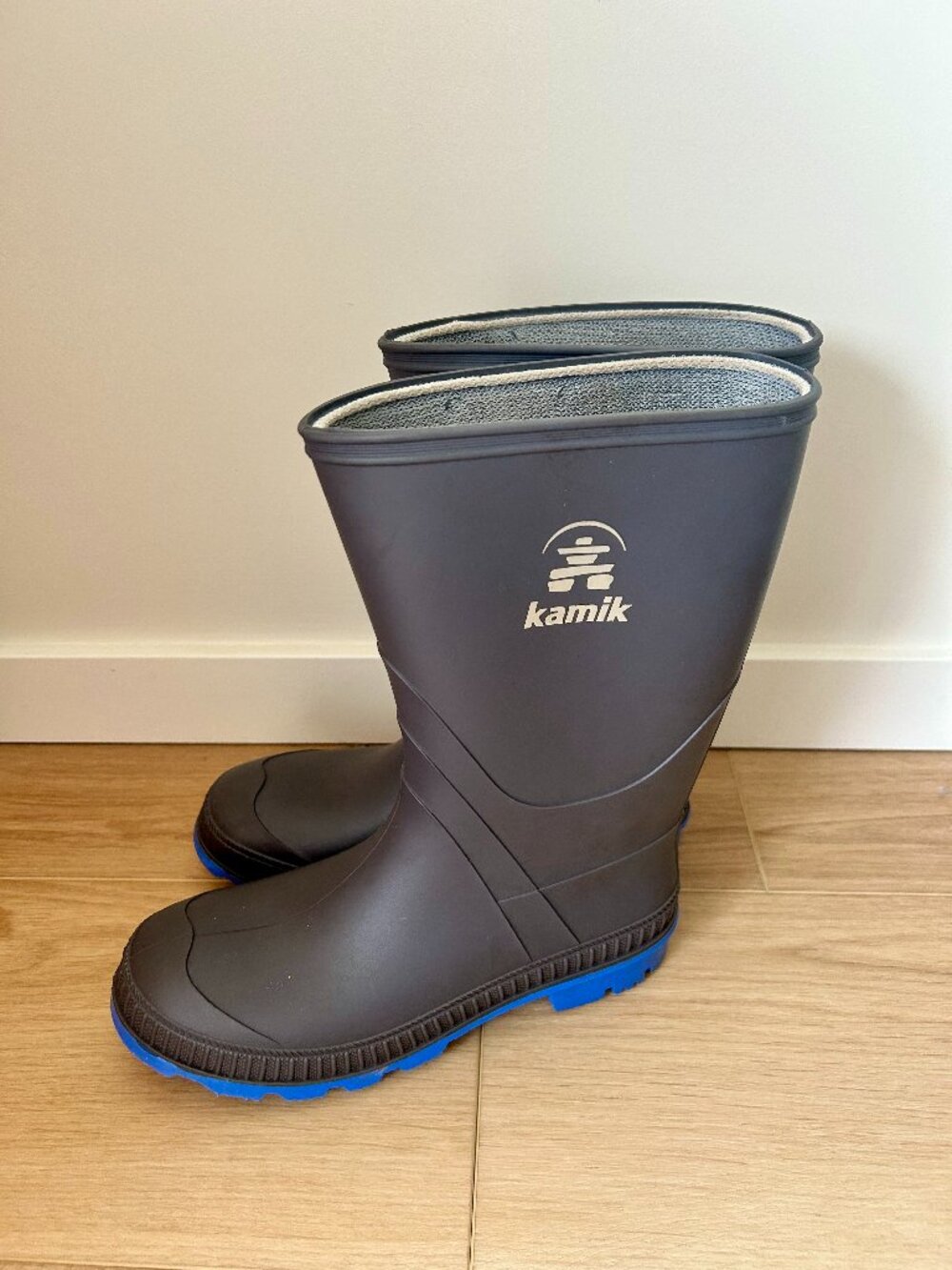 Kamik Rain Boots Youth Size 5
